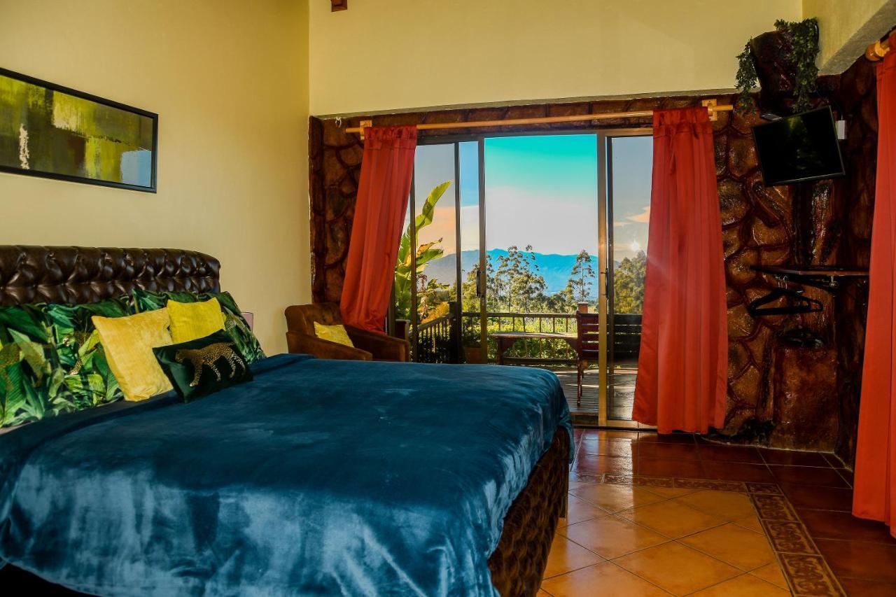 مبيت وإفطار Poasito Poas Paradise المظهر الخارجي الصورة