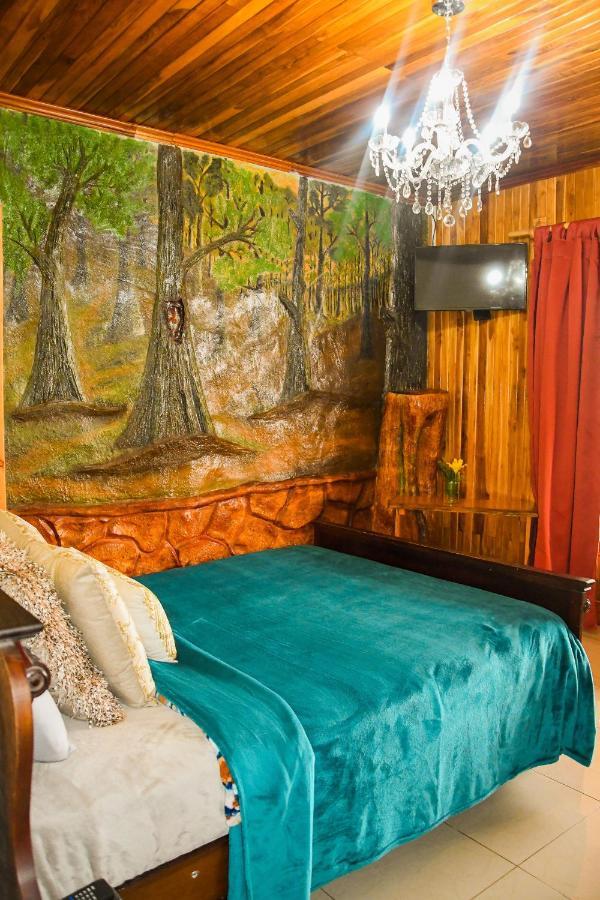 مبيت وإفطار Poasito Poas Paradise المظهر الخارجي الصورة