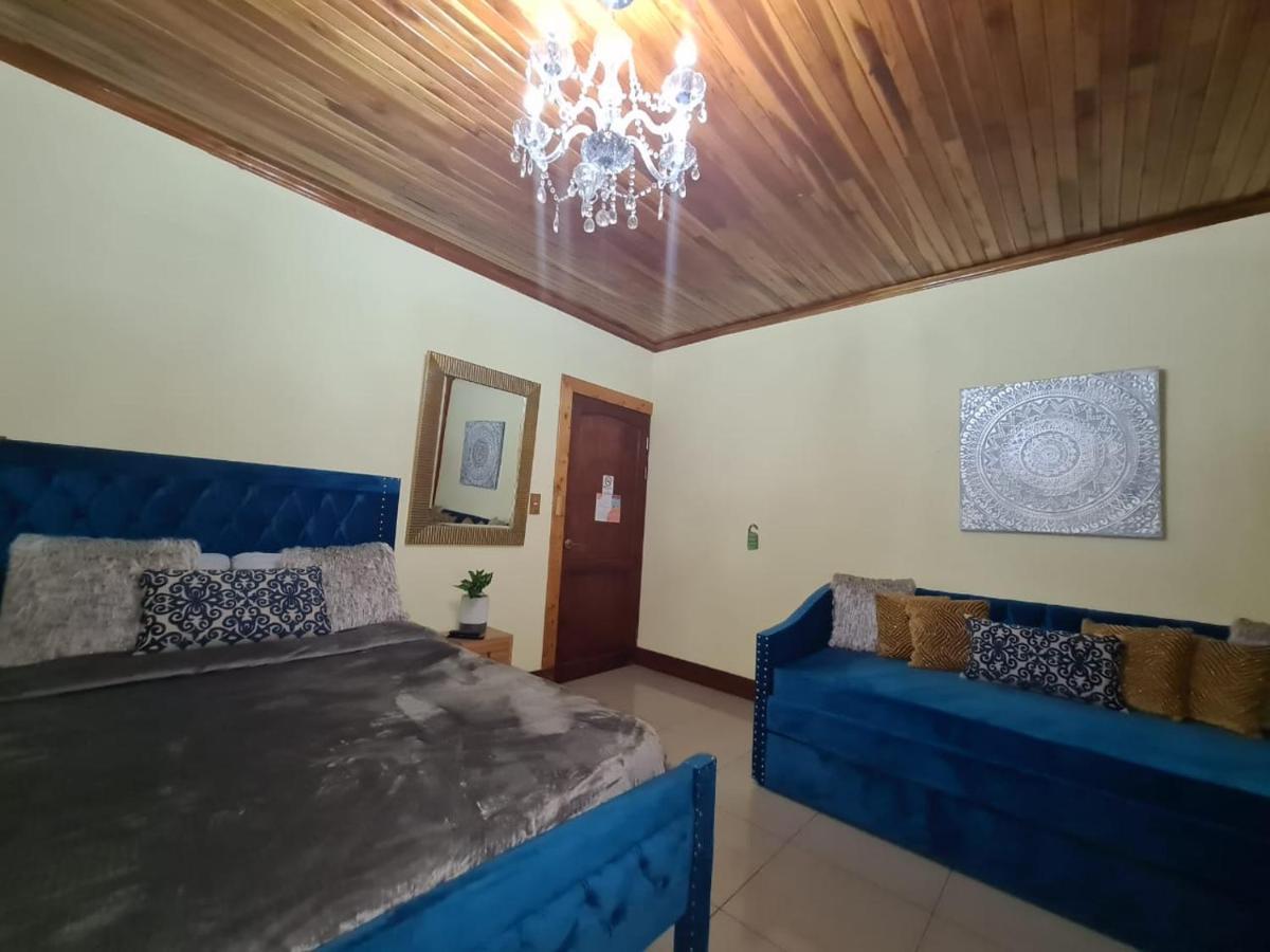 مبيت وإفطار Poasito Poas Paradise المظهر الخارجي الصورة